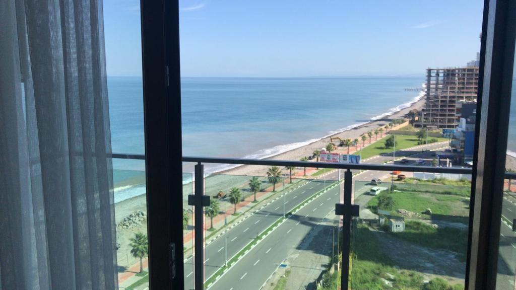 Zeyton Hotell Batumi Exteriör bild