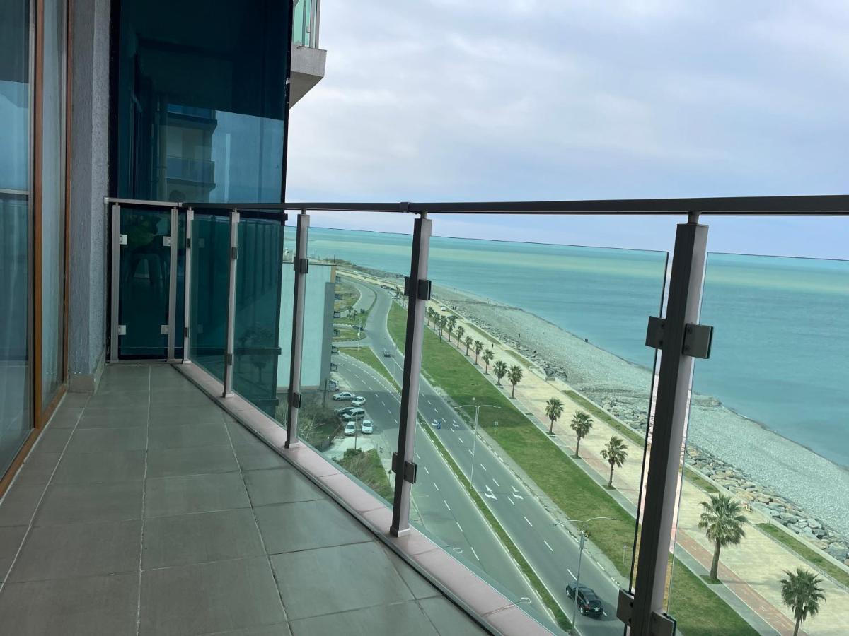 Zeyton Hotell Batumi Exteriör bild